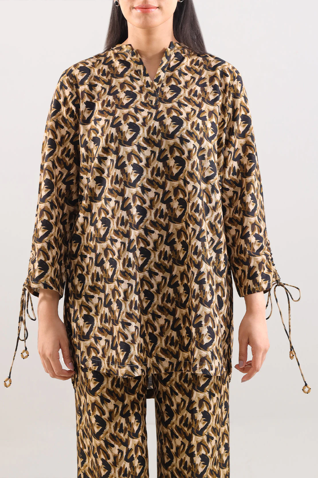 Printed Khaddar Stitched 2 Piece (Shirt/Trouser) - Image 4