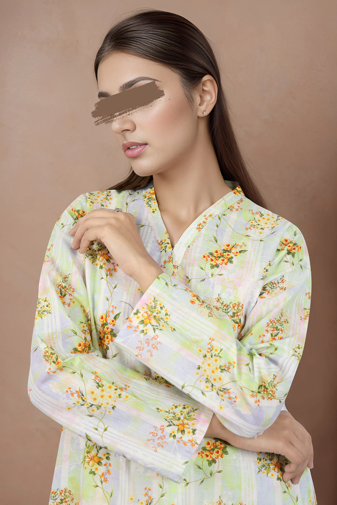 Printed Khaddar Stitched 2 Piece (Shirt/Trouser) - Image 3