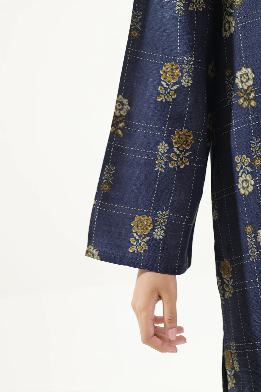 Printed Khaddar Stitched 2 Piece (Shirt/Trouser) - Image 5