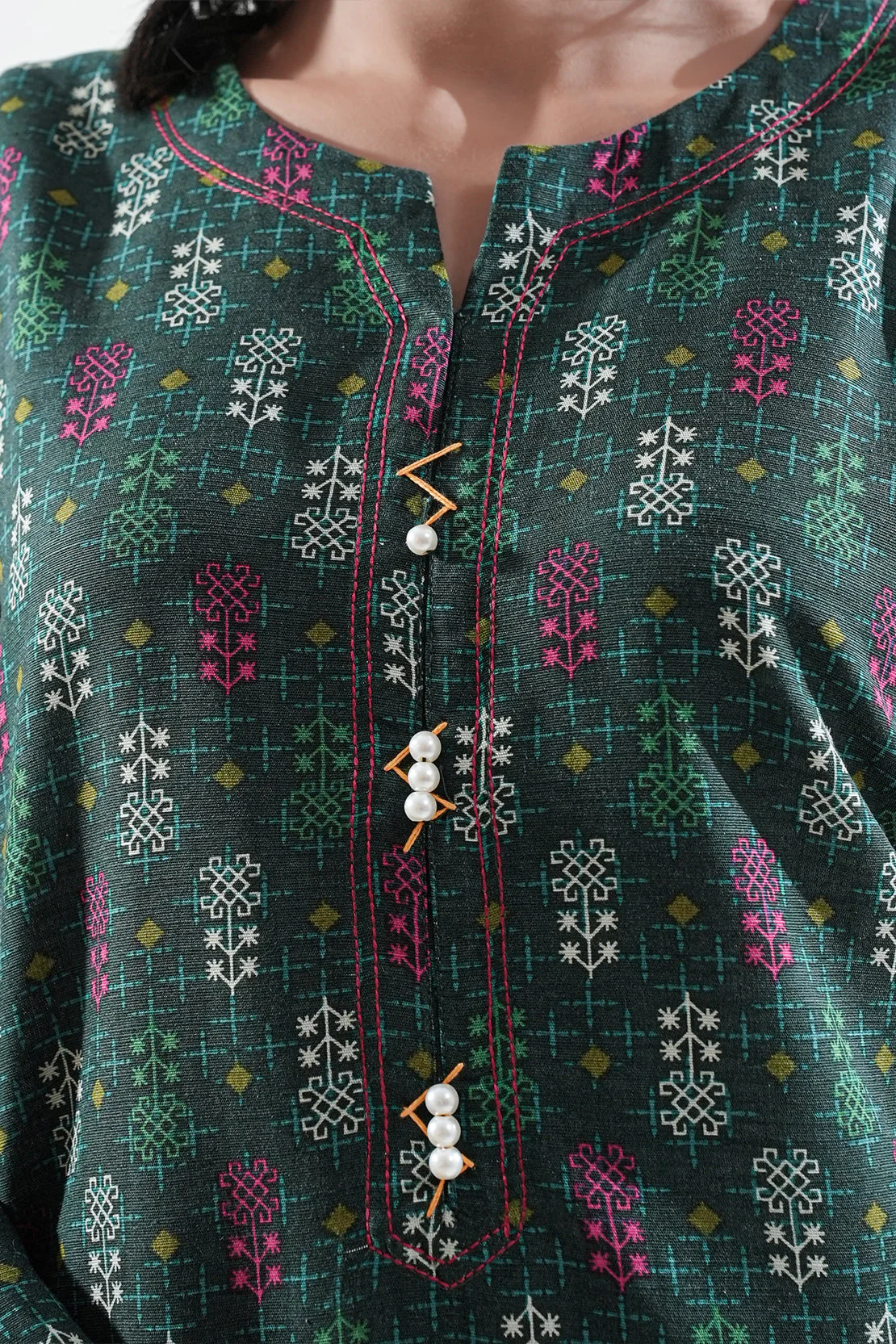 Printed Khaddar Stitched 2 Piece (Shirt/Trouser) - Image 4