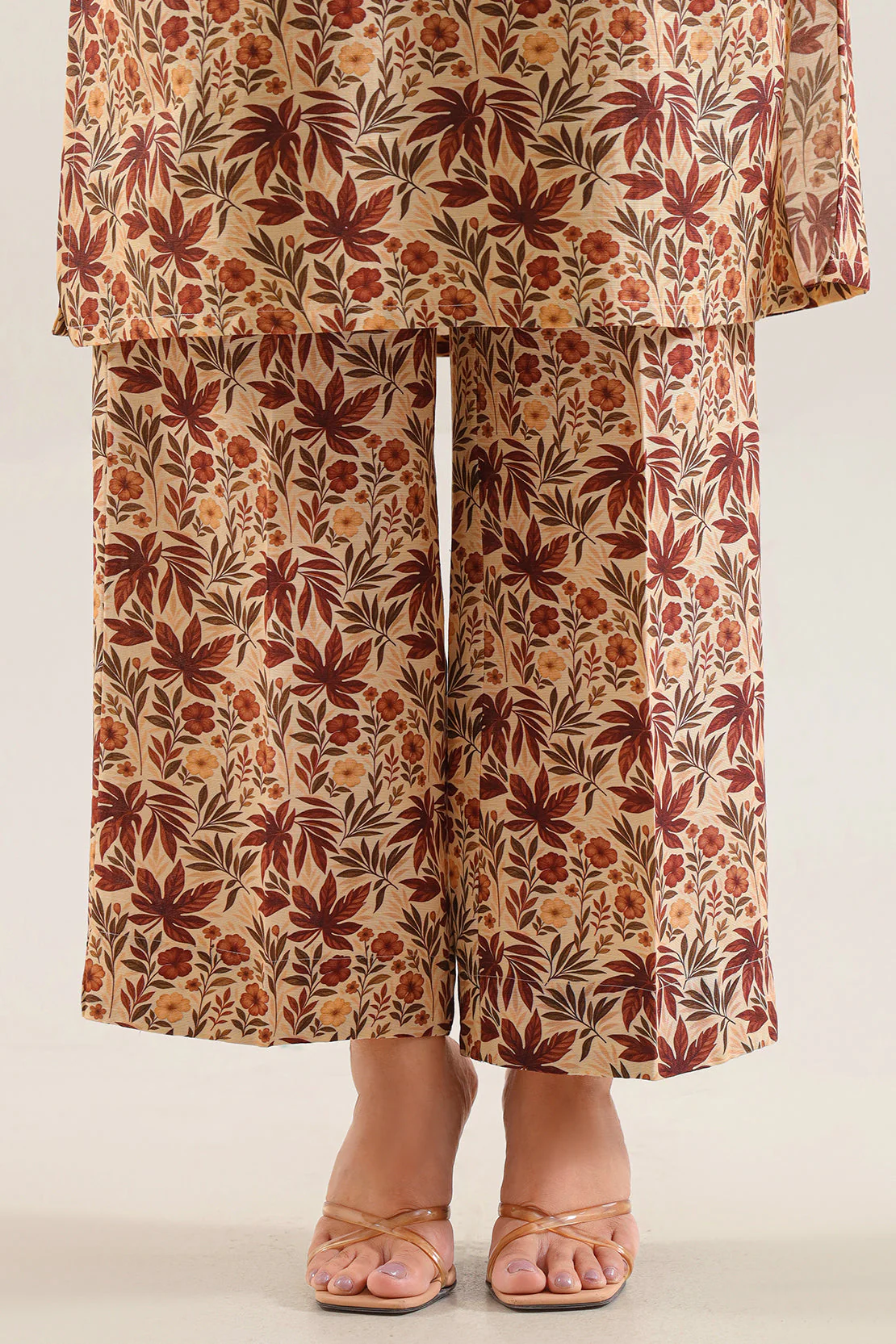 Printed Khaddar Stitched 2 Piece (Shirt/Trouser) - Image 6
