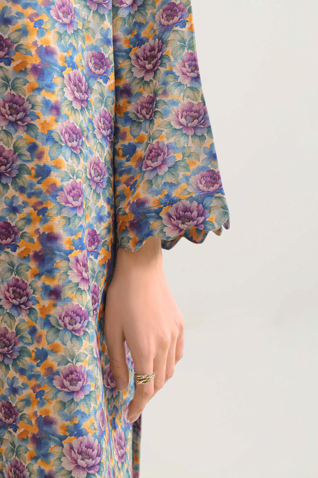 Printed Khaddar Stitched 2 Piece (Shirt/Trouser) - Image 5