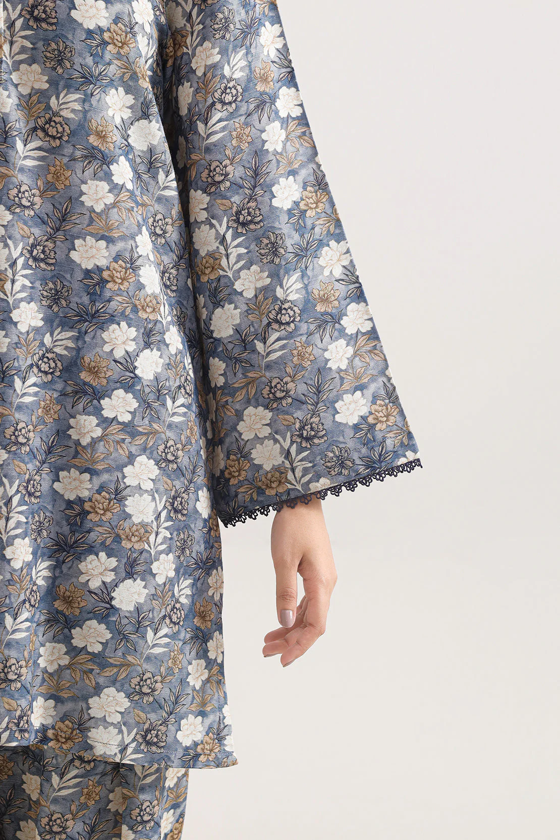Printed Khaddar Stitched 2 Piece (Shirt/Trouser) - Image 5