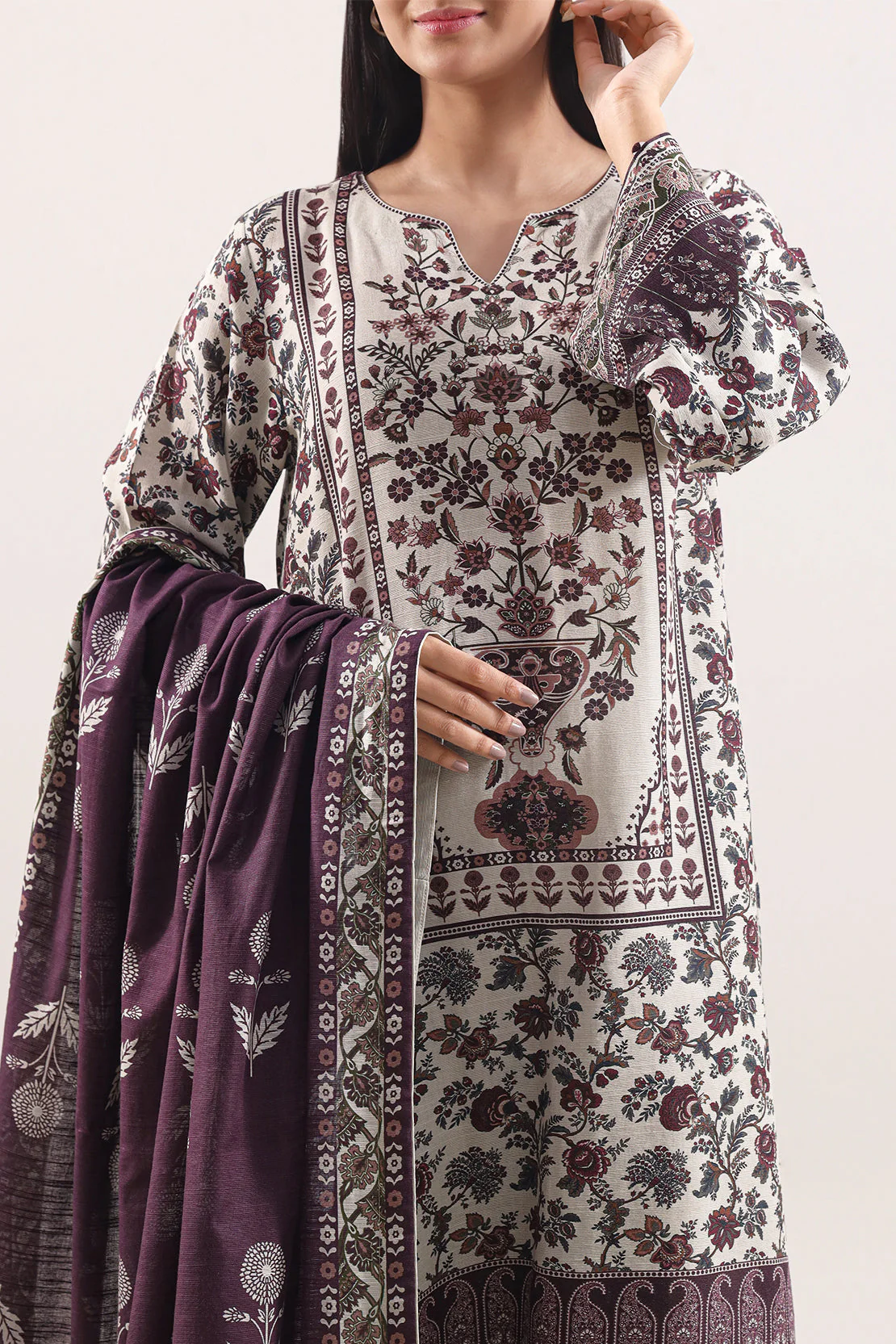 Printed Khaddar Stitched 2 Piece (Shirt/Trouser) - Image 3