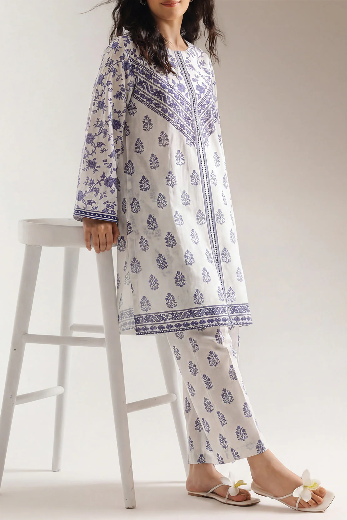 Printed Khaddar Stitched 2 Piece (Shirt/Trouser)