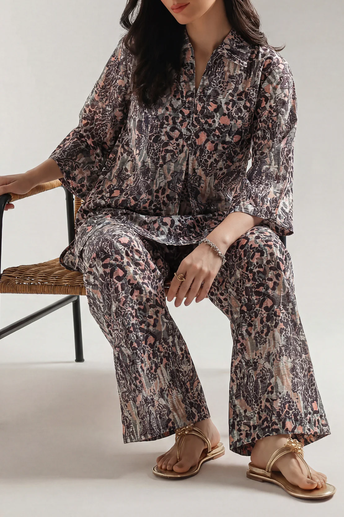 Printed Khaddar Stitched 2 Piece (Shirt/Trouser)
