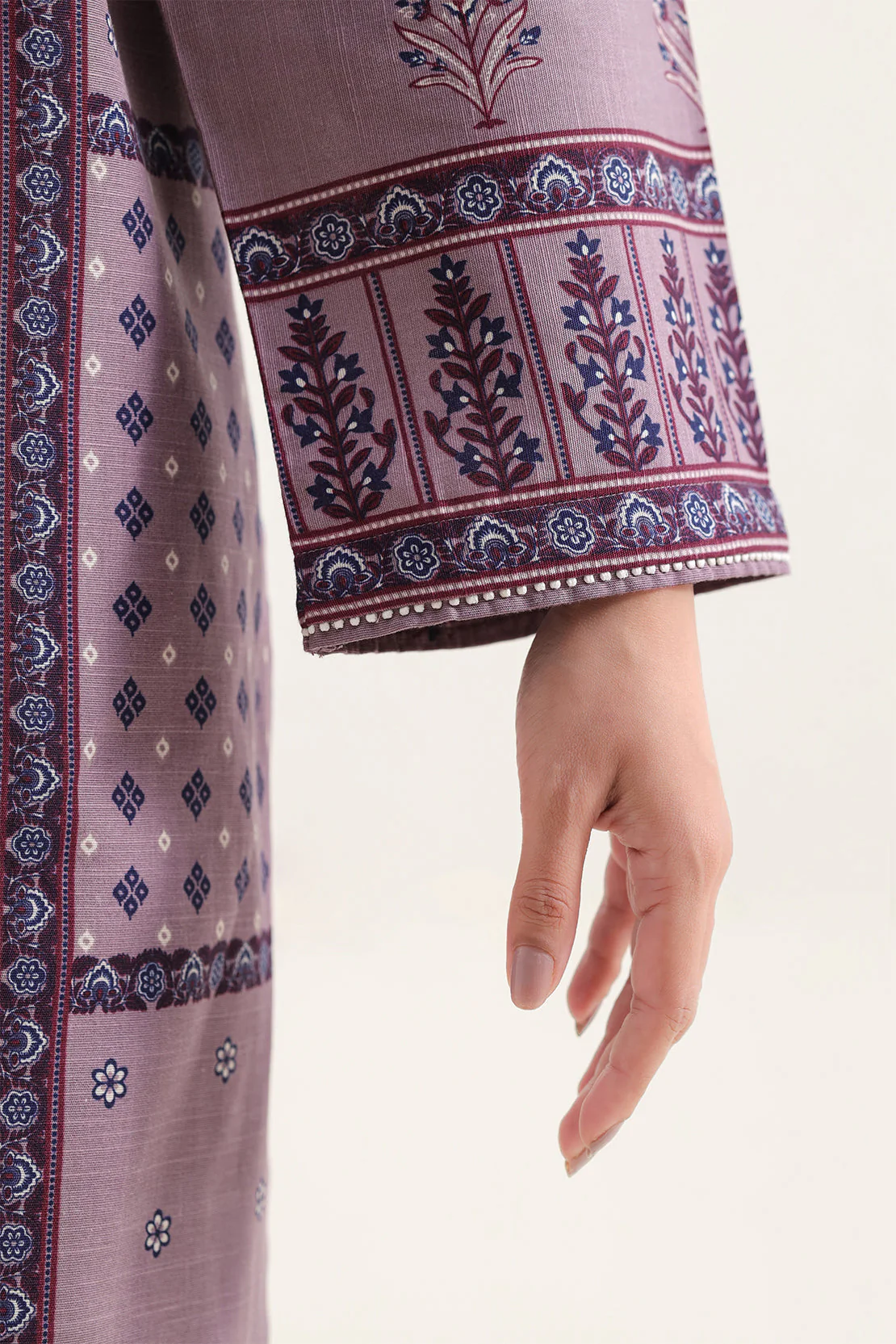 Printed Khaddar Stitched 2 Piece (Shirt/Trouser) - Image 4