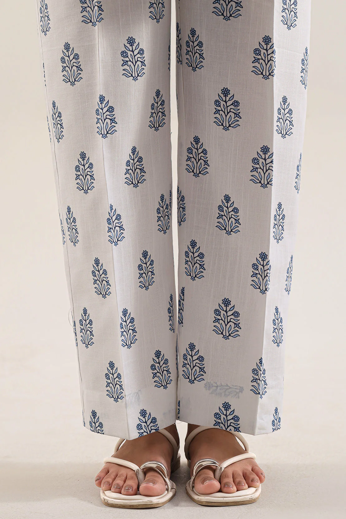 Printed Khaddar Stitched 2 Piece (Shirt/Trouser) - Image 7