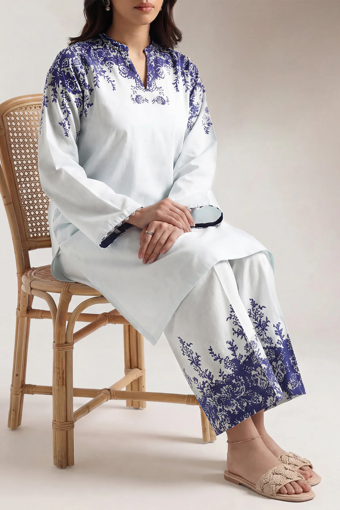 Printed Khaddar Stitched 2 Piece (Shirt/Trouser)