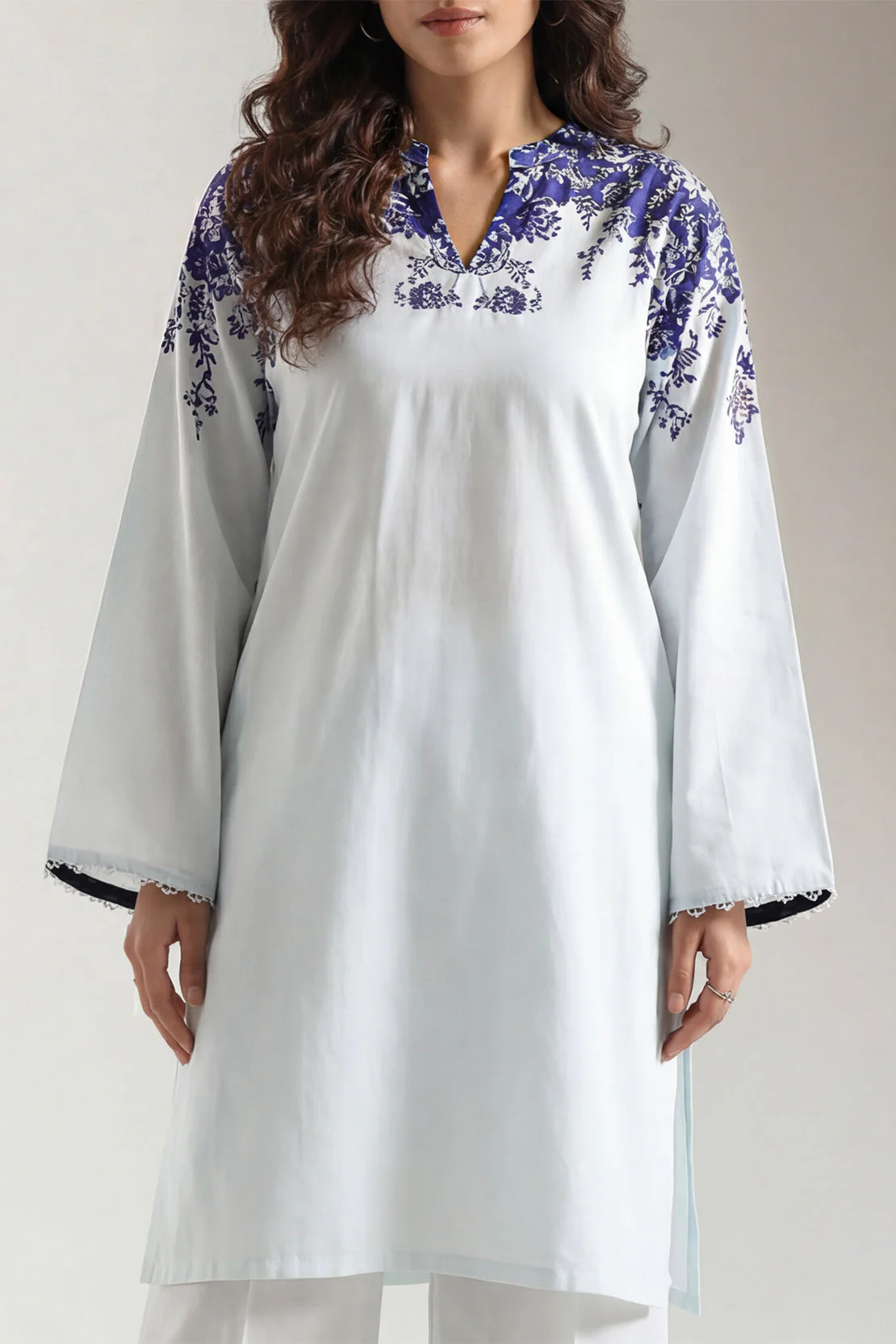 Printed Khaddar Stitched 2 Piece (Shirt/Trouser) - Image 3