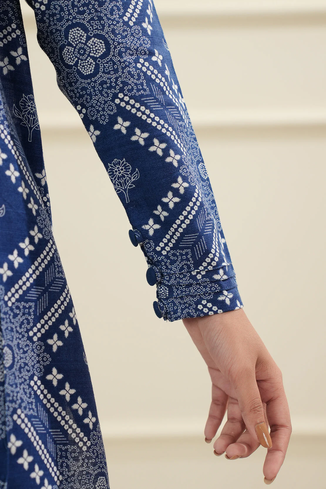Printed Khaddar Stitched 3 Piece - Image 5