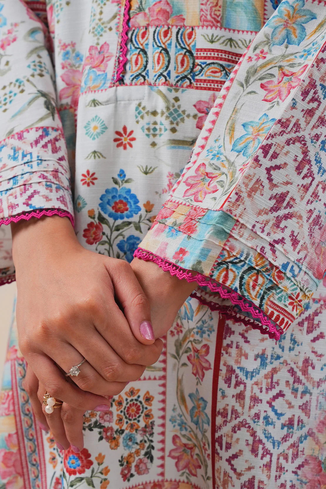 Printed Khaddar Stitched 3 Piece - Image 9