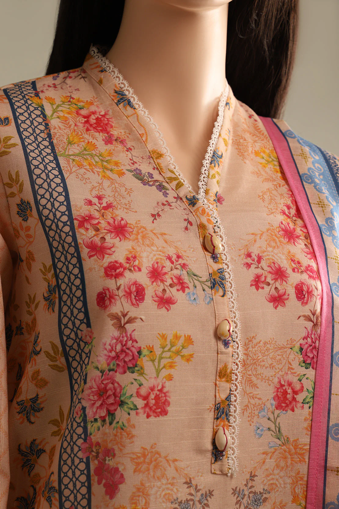 Printed Khaddar Stitched 3 Piece - Image 3