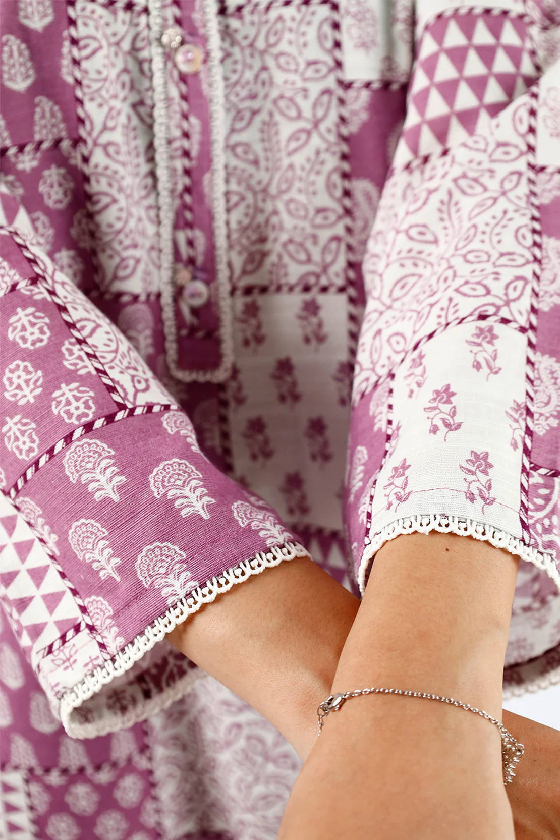 Printed Khaddar Stitched 3 Piece - Image 4