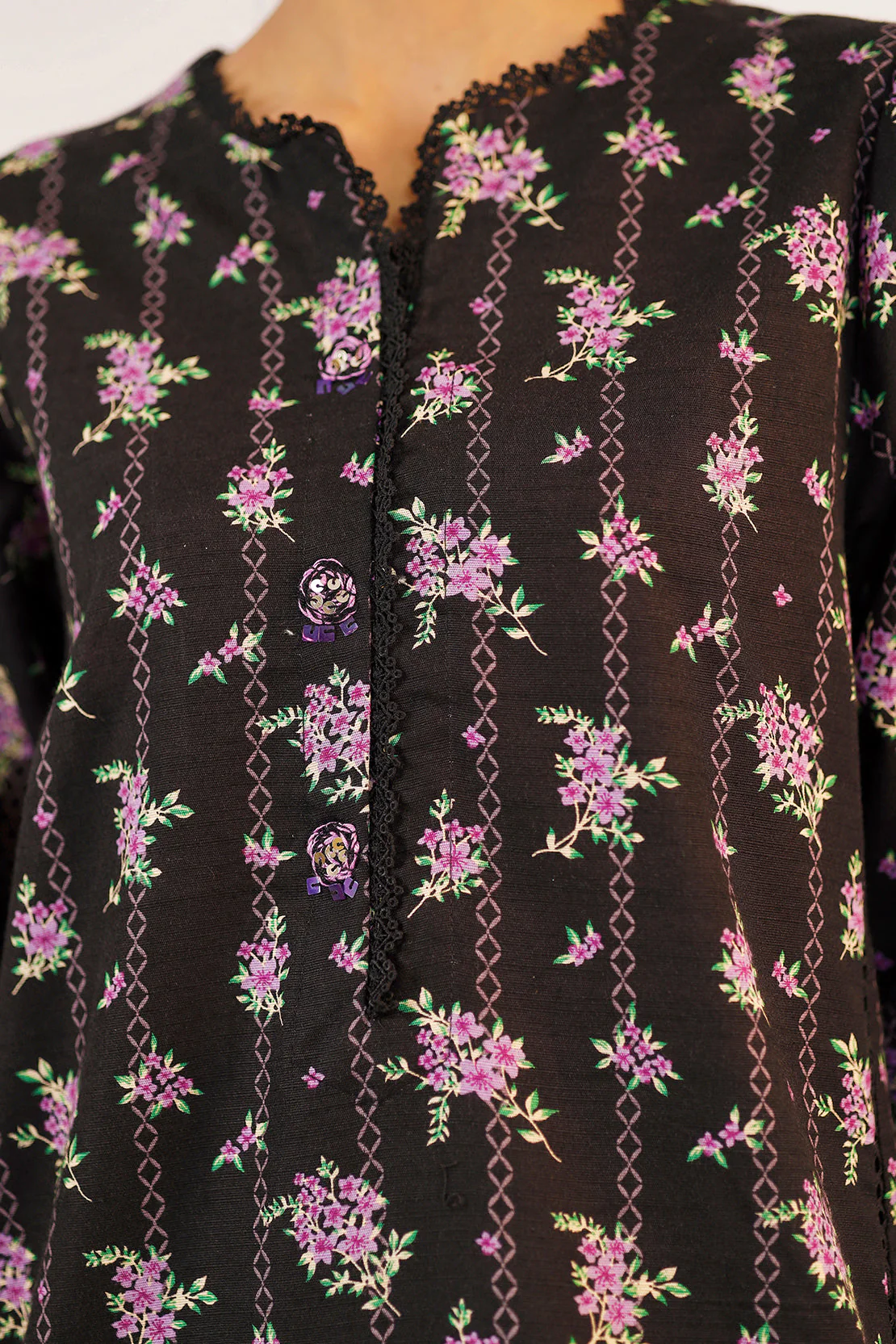 Printed Khaddar Stitched 3 Piece - Image 6