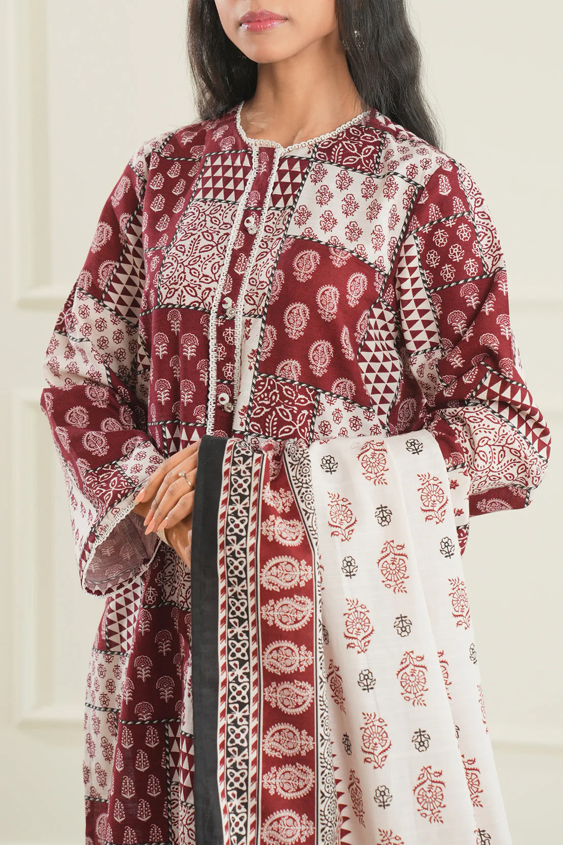 Printed Khaddar Stitched 3 Piece - Image 2