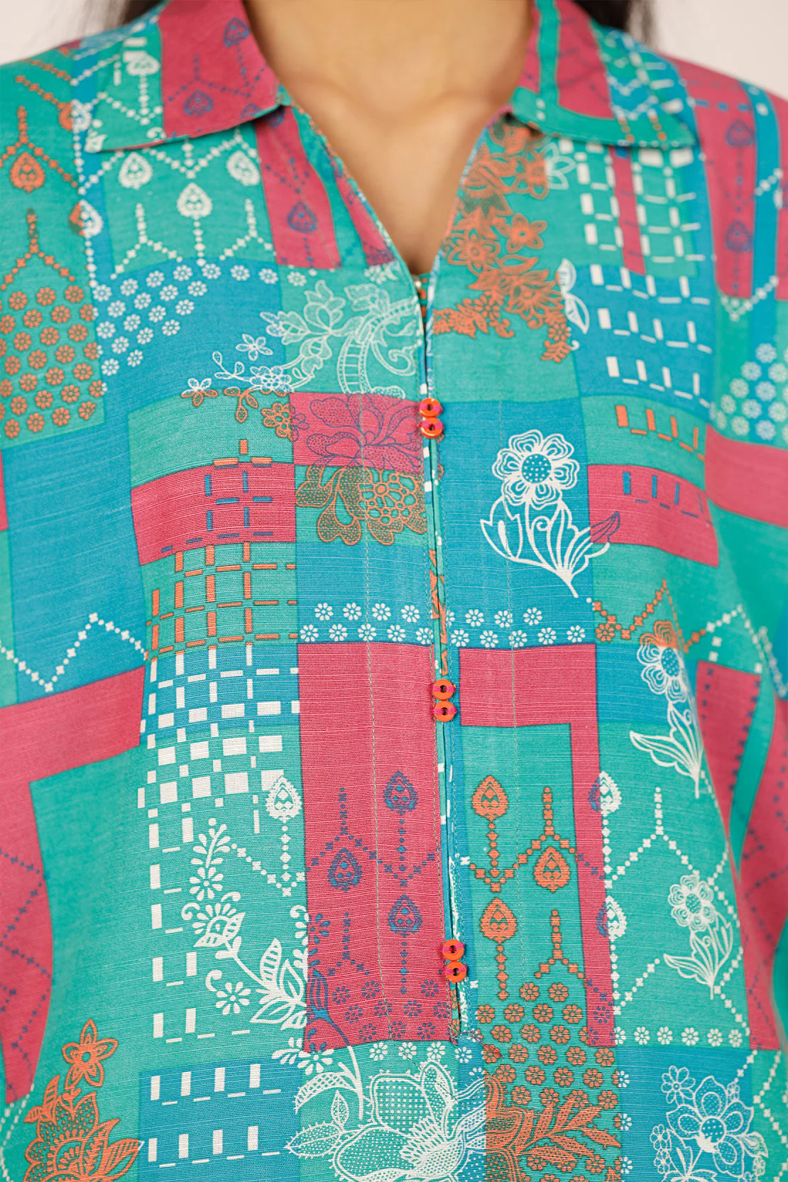 Printed Khaddar Stitched 3 Piece - Image 3
