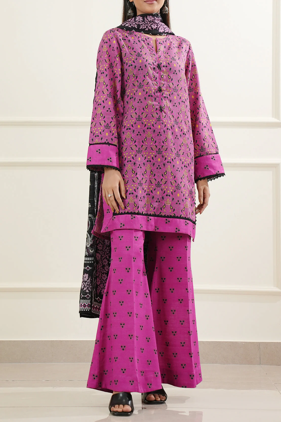 Printed Khaddar Stitched 3 Piece - Image 3