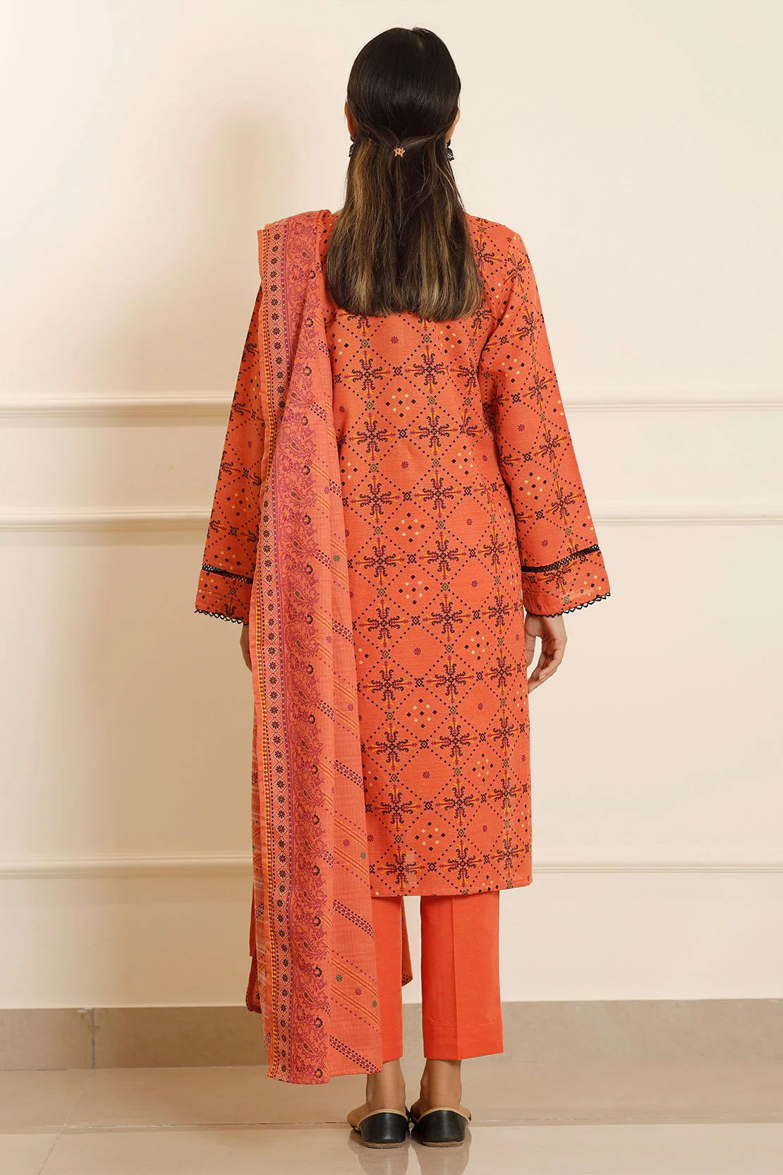 Printed Khaddar Stitched 3 Piece - Image 4