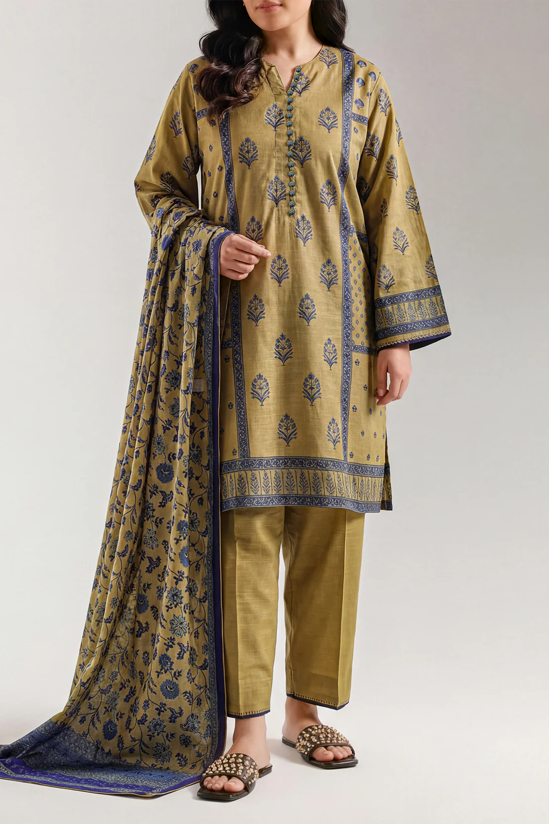 Printed Khaddar Stitched 3 Piece - Image 2
