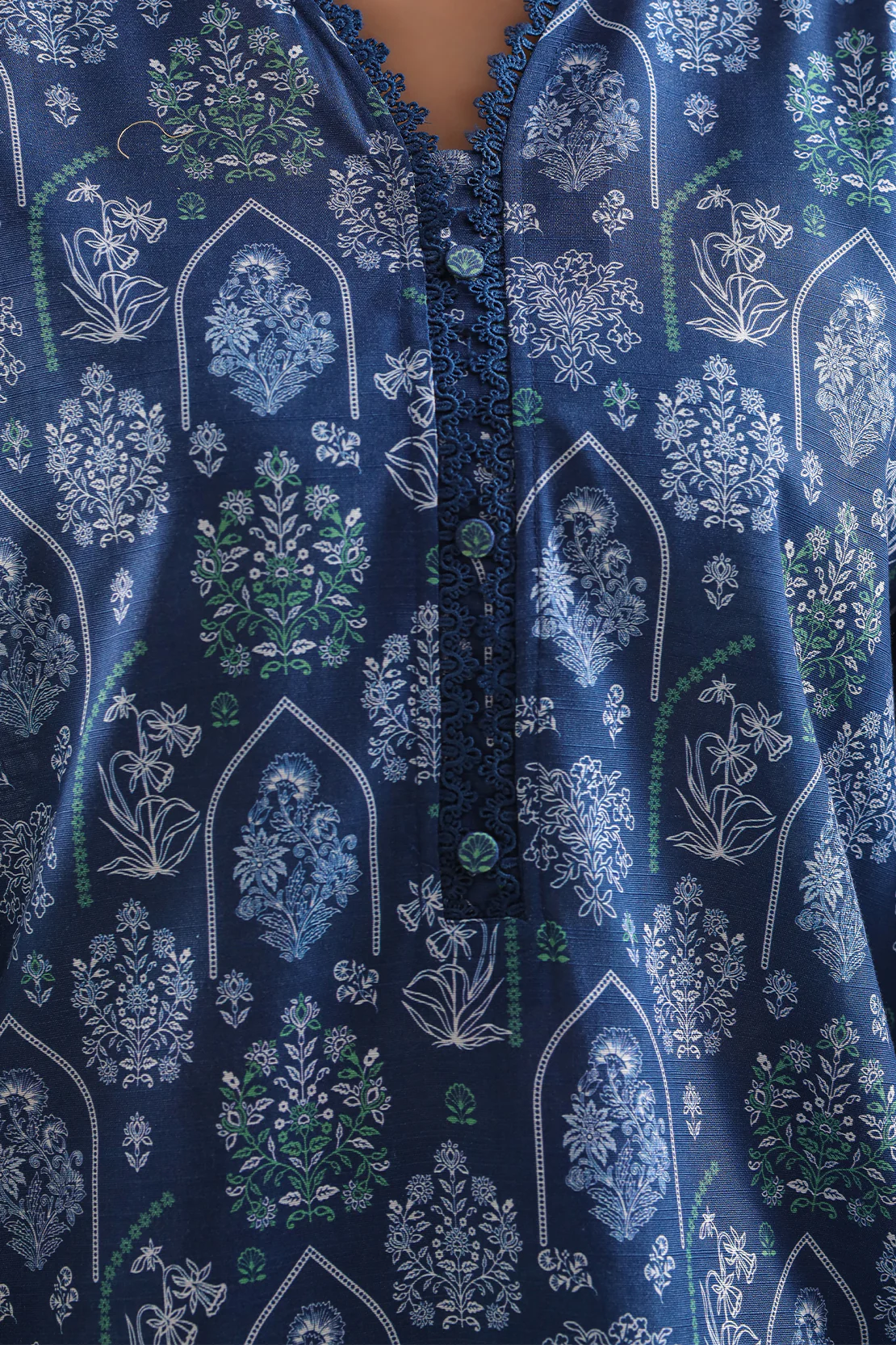 Printed Khaddar Stitched 3 Piece - Image 3