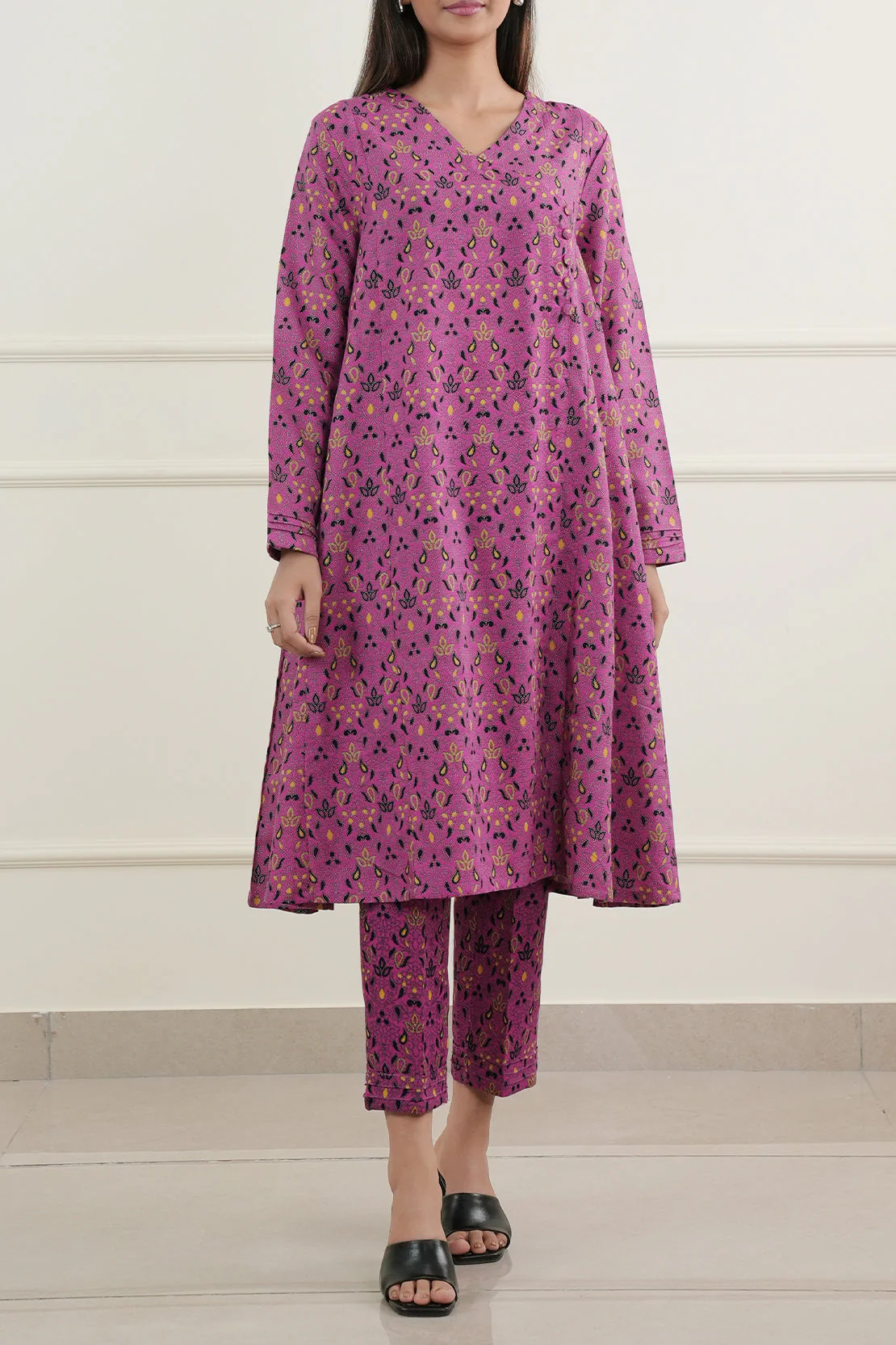 Printed Khaddar Stitched Shirt - Image 3