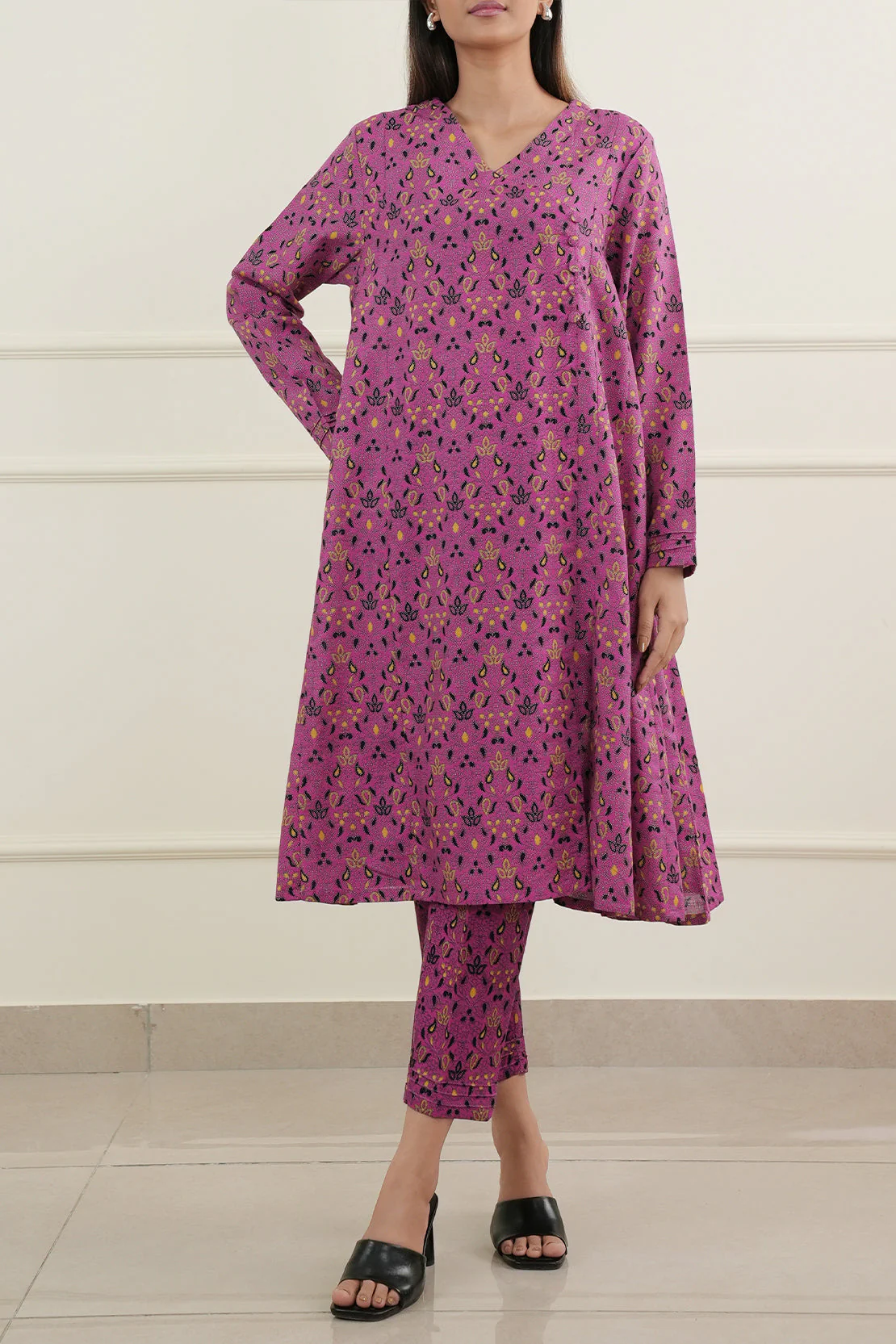Printed Khaddar Stitched Shirt - Image 4