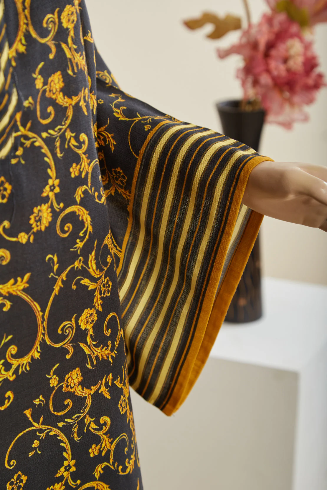 Printed Khaddar Stitched Shirt - Image 3