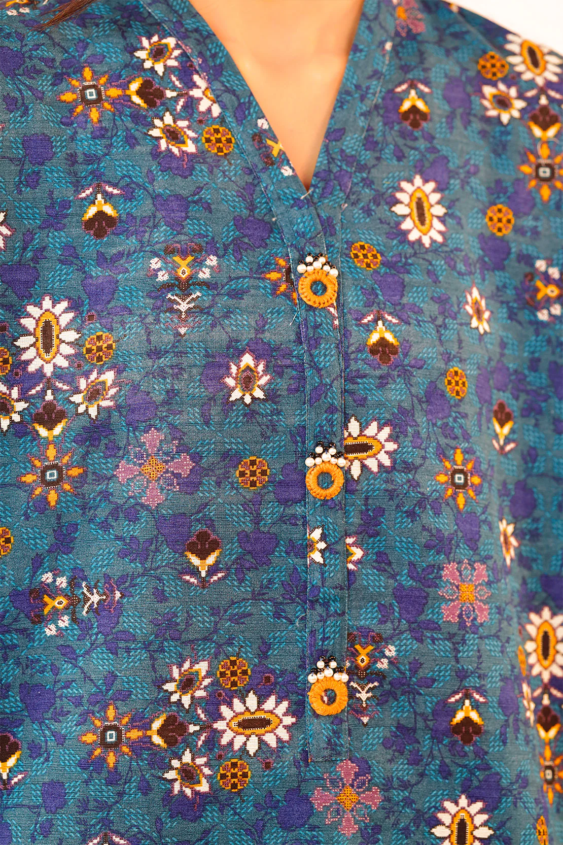 Printed Khaddar Stitched Shirt - Image 7