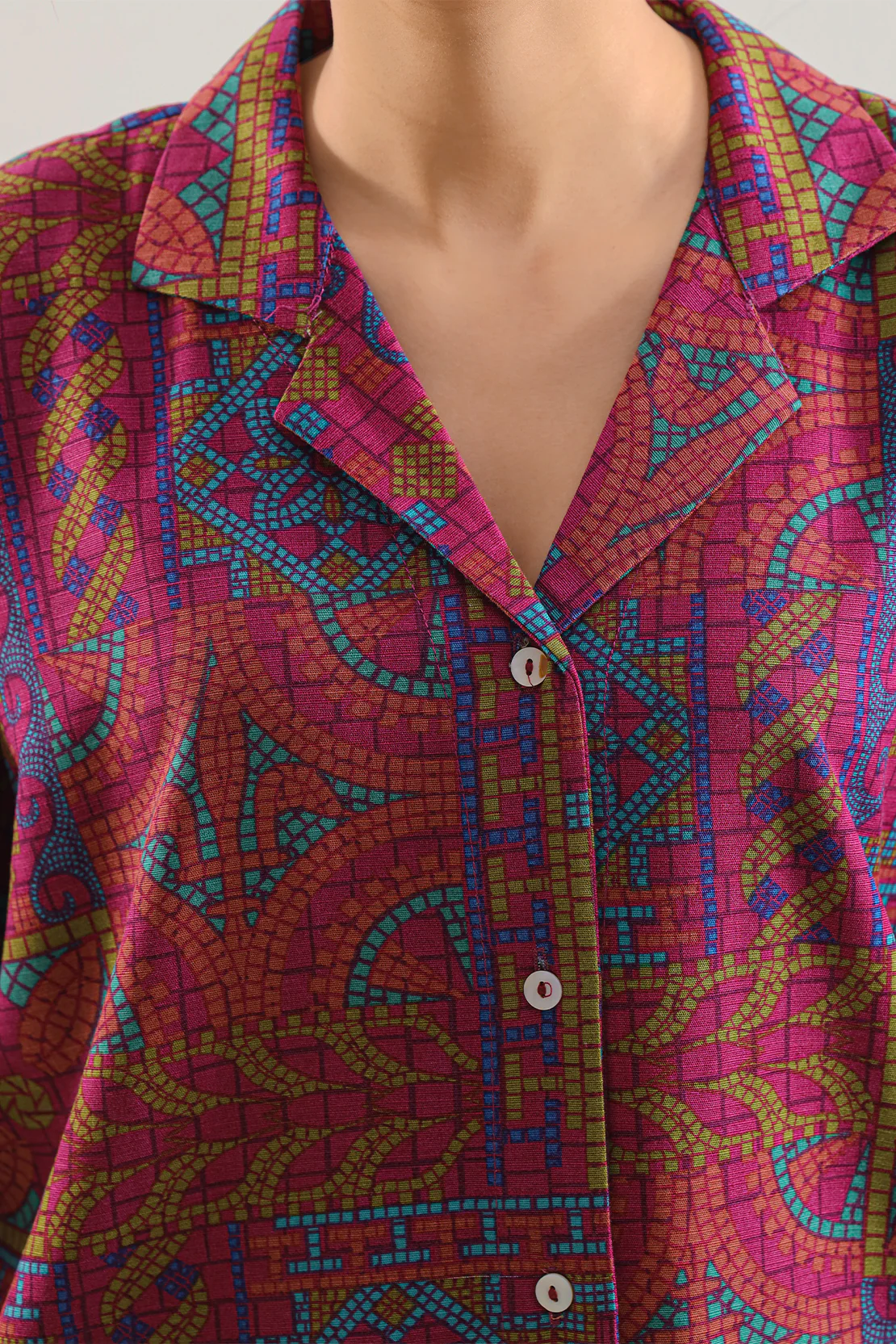 Printed Khaddar Stitched Shirt - Image 4