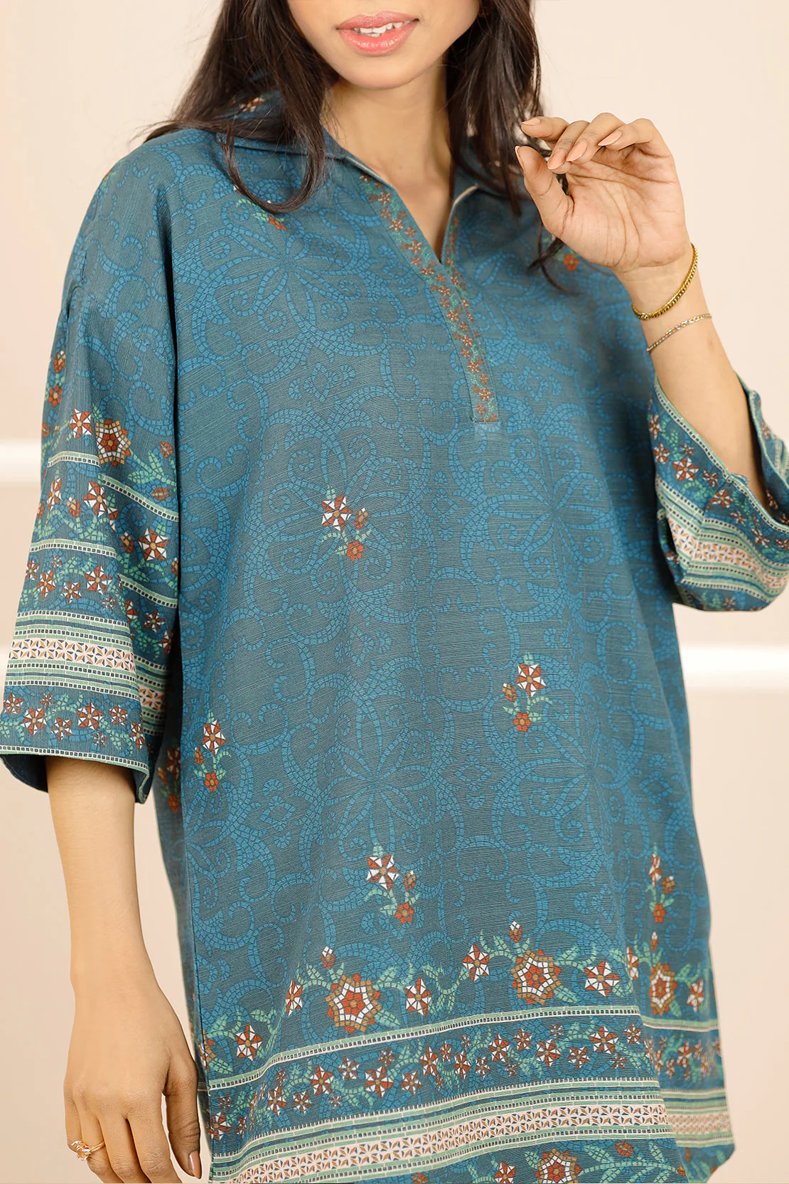 Printed Khaddar Stitched Shirt - Image 5