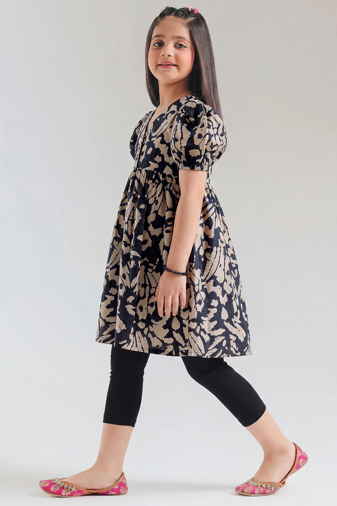 Printed Khaddar Stitched Shirt For Kids - Image 3