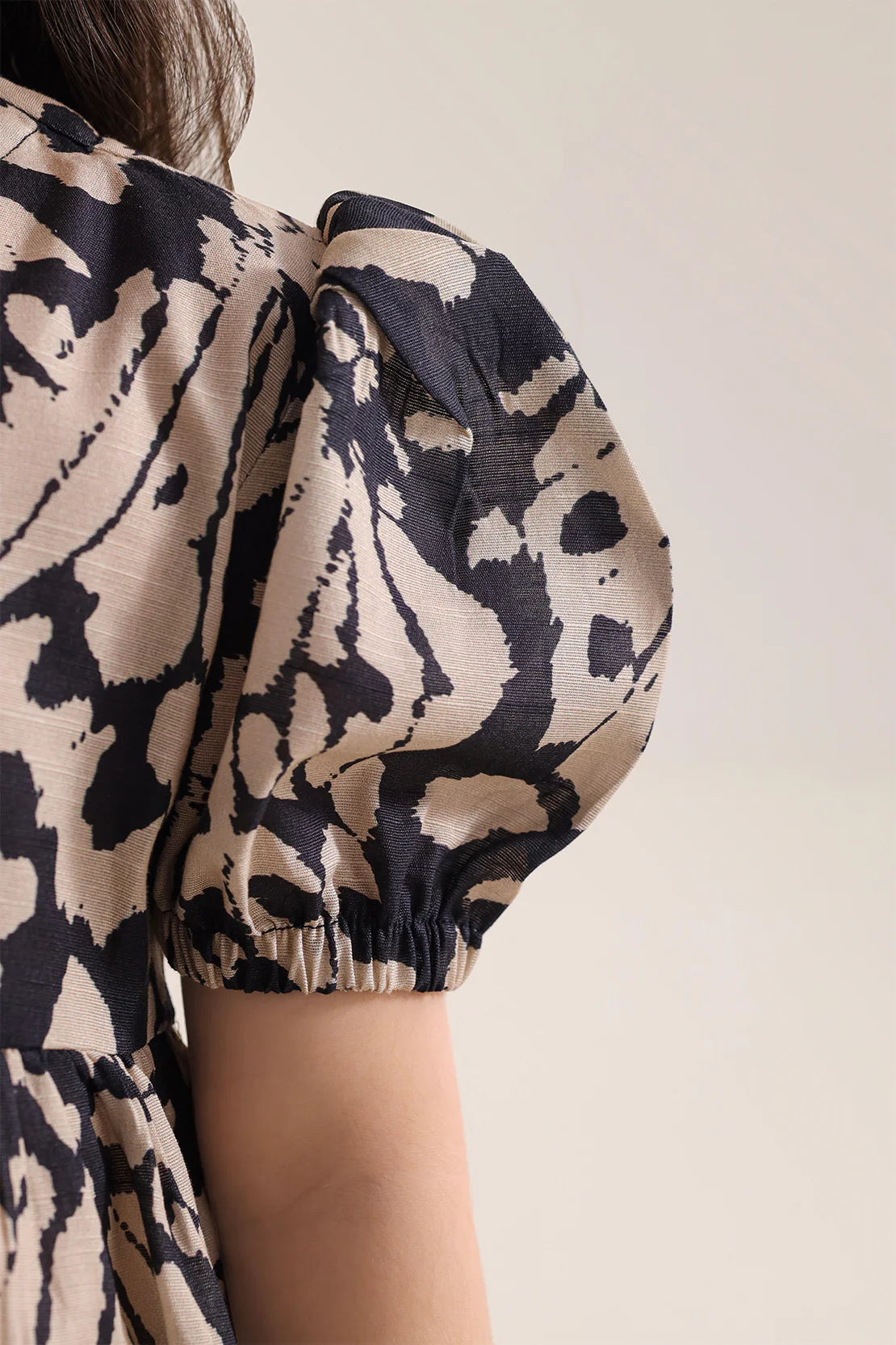 Printed Khaddar Stitched Shirt For Kids - Image 5