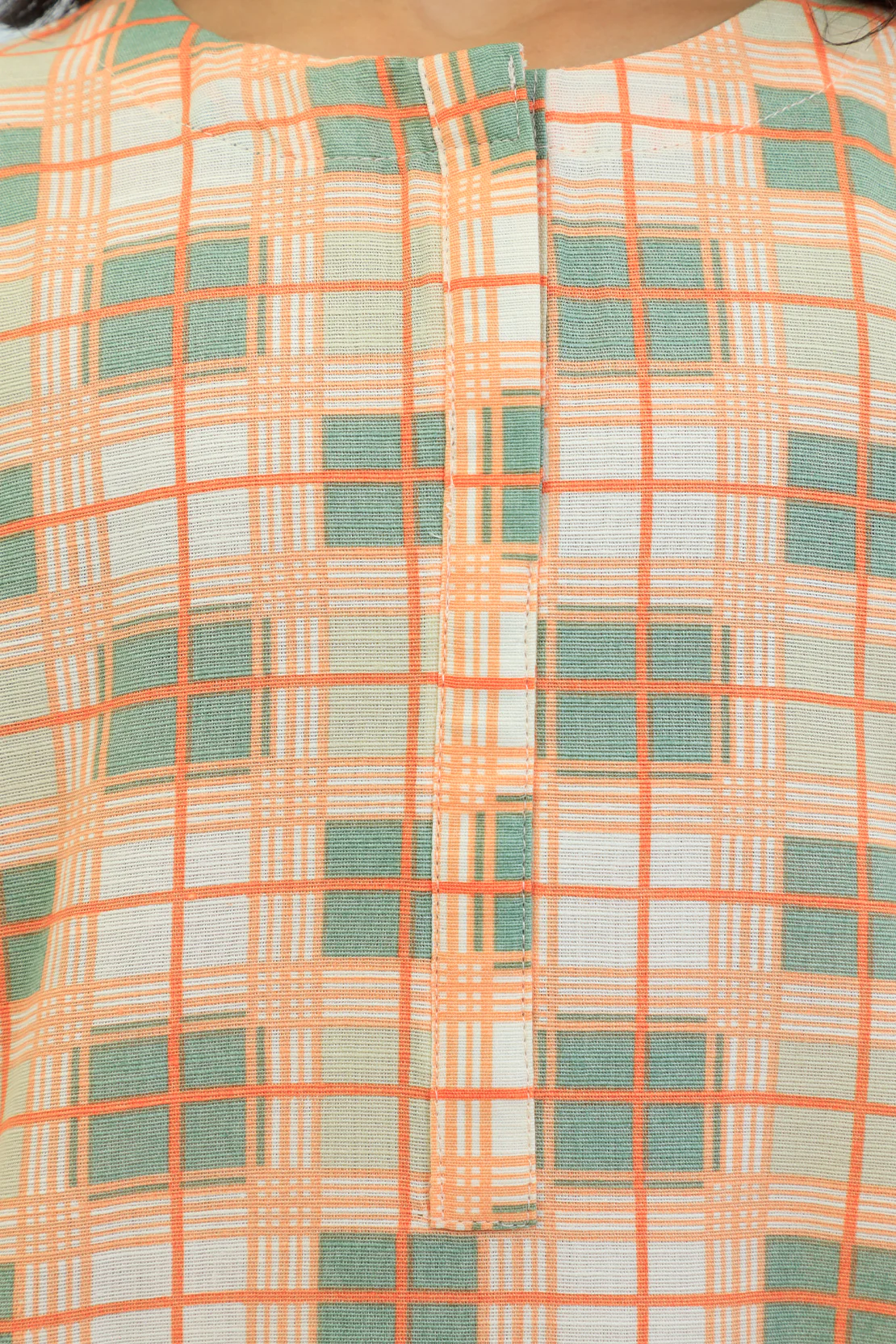Printed Khaddar Stitched Shirt/trouser For Kids - Image 4
