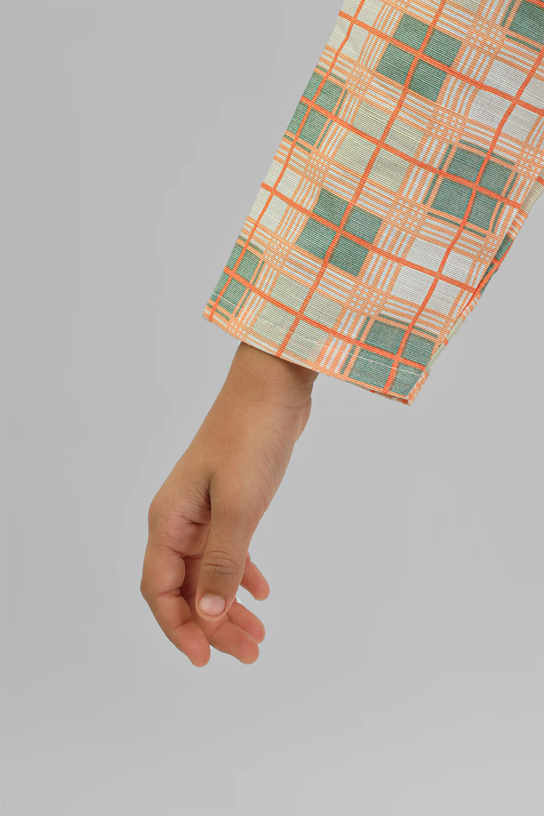 Printed Khaddar Stitched Shirt/trouser For Kids - Image 5