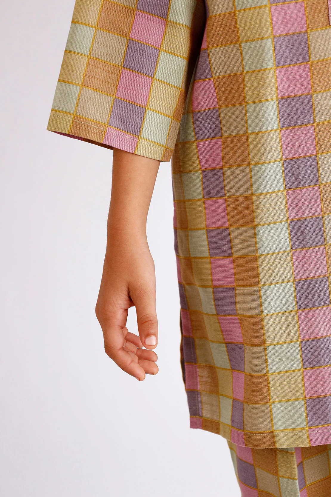 Printed Khaddar Stitched Shirt/trouser For Kids - Image 4