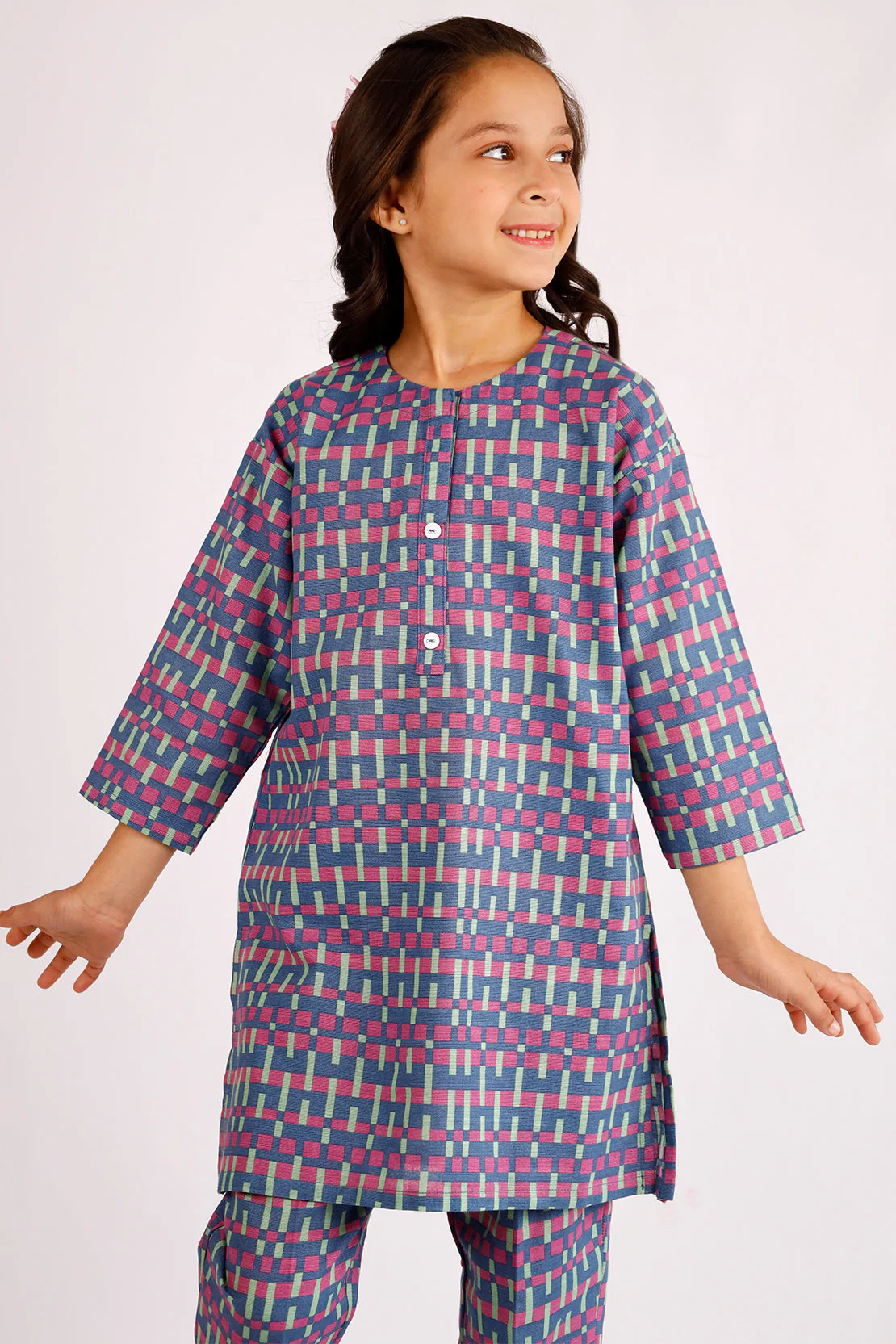 Printed Khaddar Stitched Shirt/trouser For Kids - Image 2