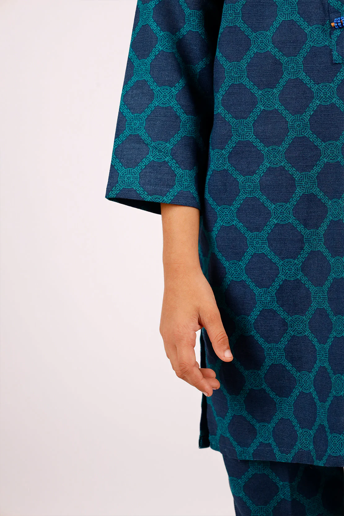 Printed Khaddar Stitched Shirt/trouser For Kids - Image 5