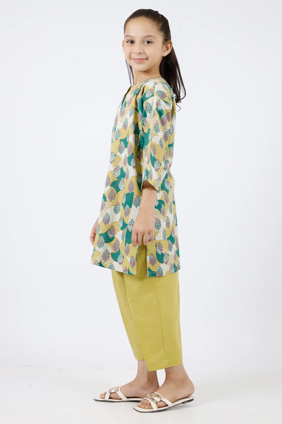 Printed Khaddar Stitched Shirt/trouser For Kids - Image 2