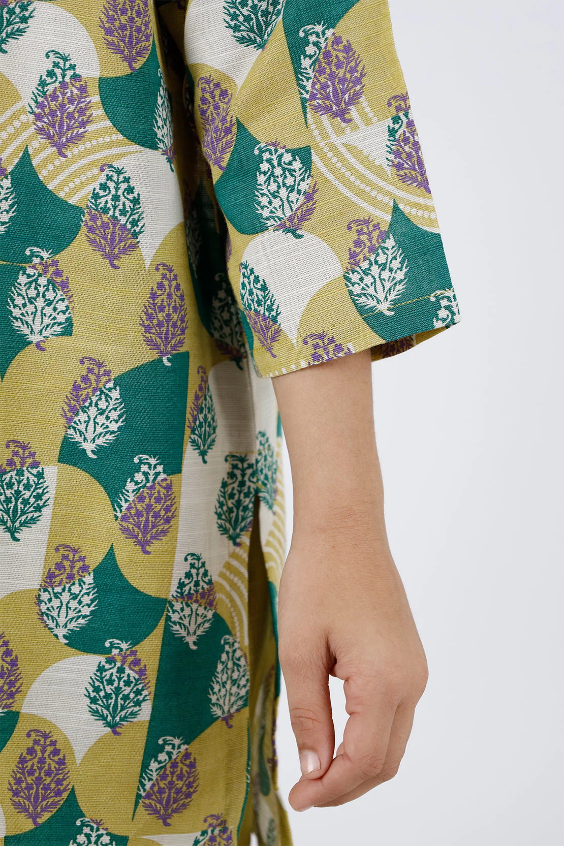 Printed Khaddar Stitched Shirt/trouser For Kids - Image 5
