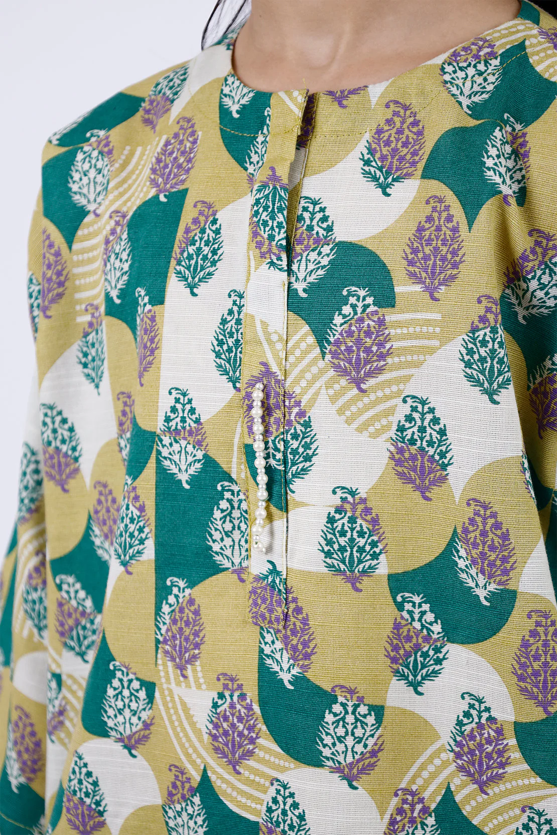 Printed Khaddar Stitched Shirt/trouser For Kids - Image 6