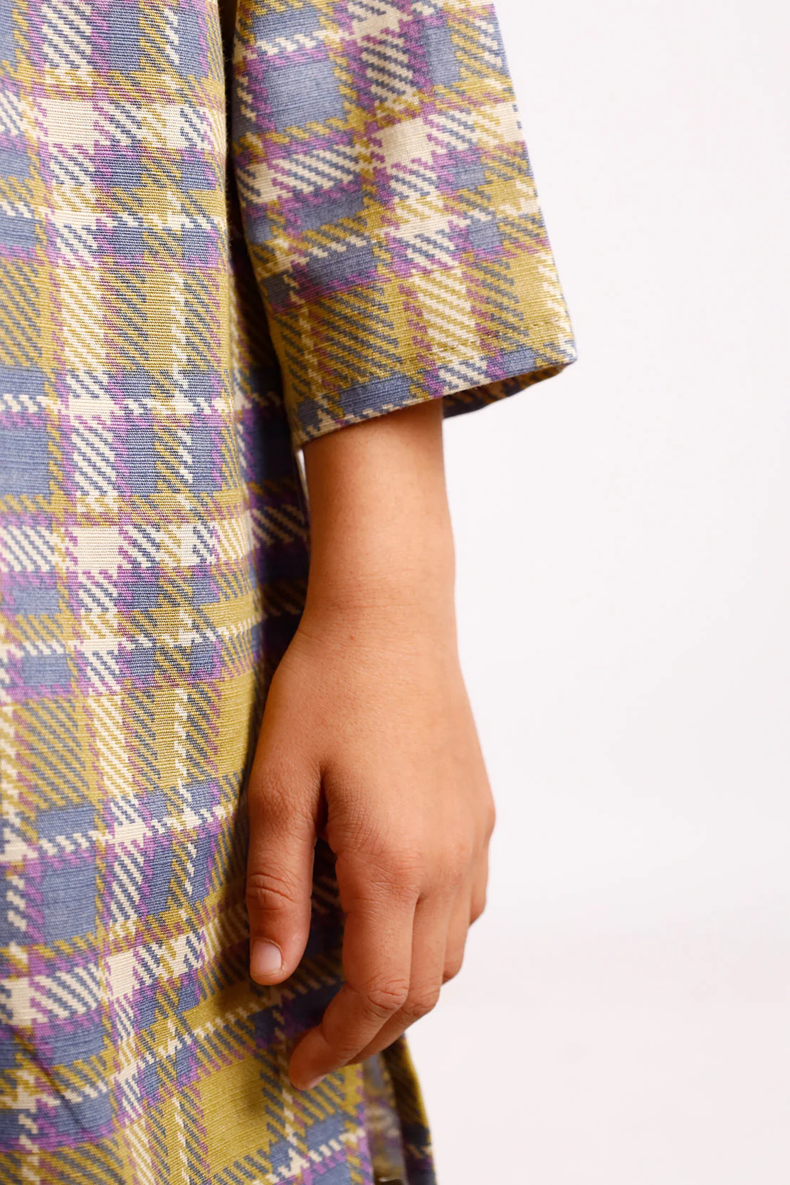 Printed Khaddar Stitched Shirt/trouser For Kids - Image 4