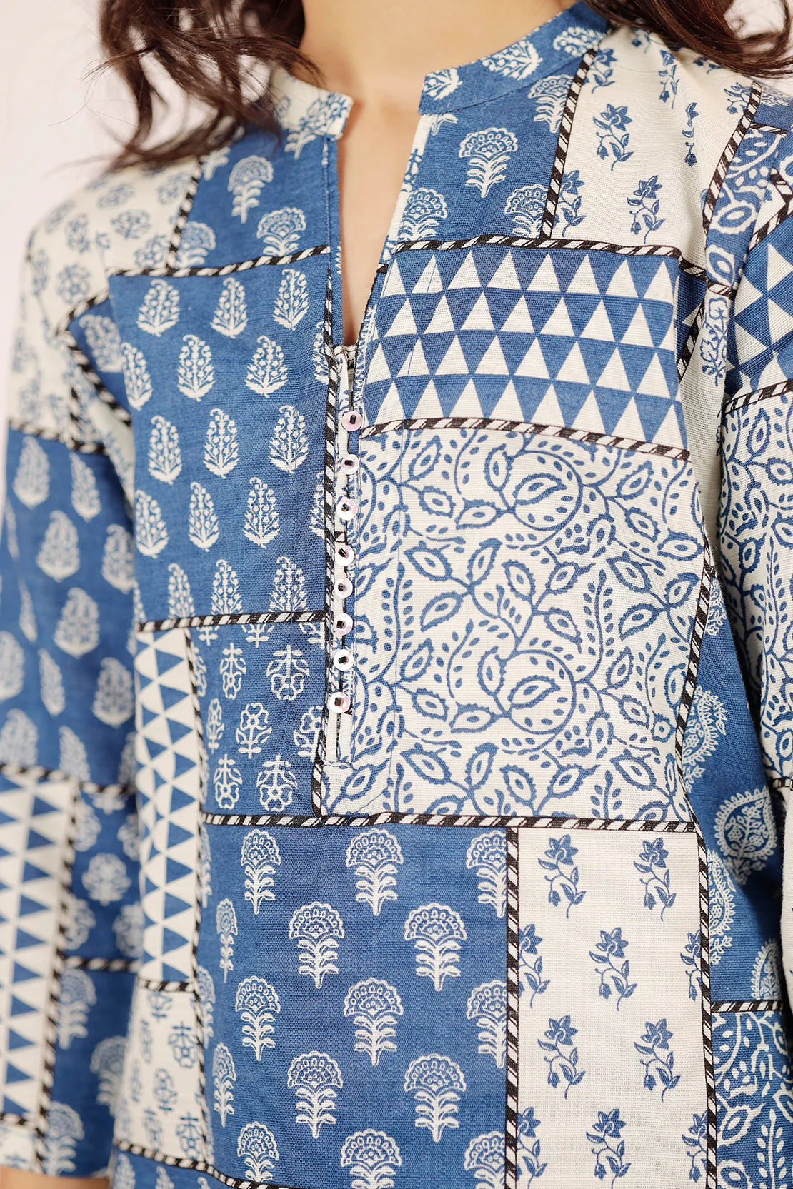 Printed Khaddar Stitched Shirt/trouser For Kids - Image 6