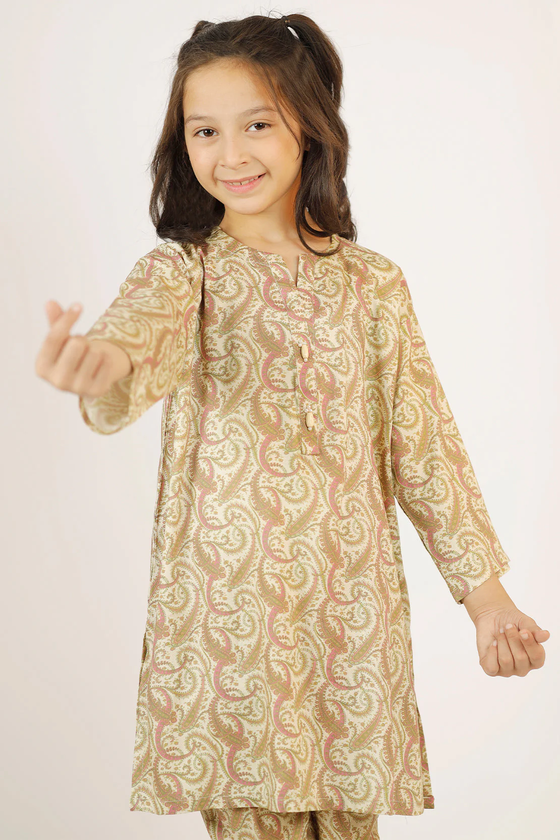 Printed Khaddar Stitched Shirt/trouser For Kids - Image 3