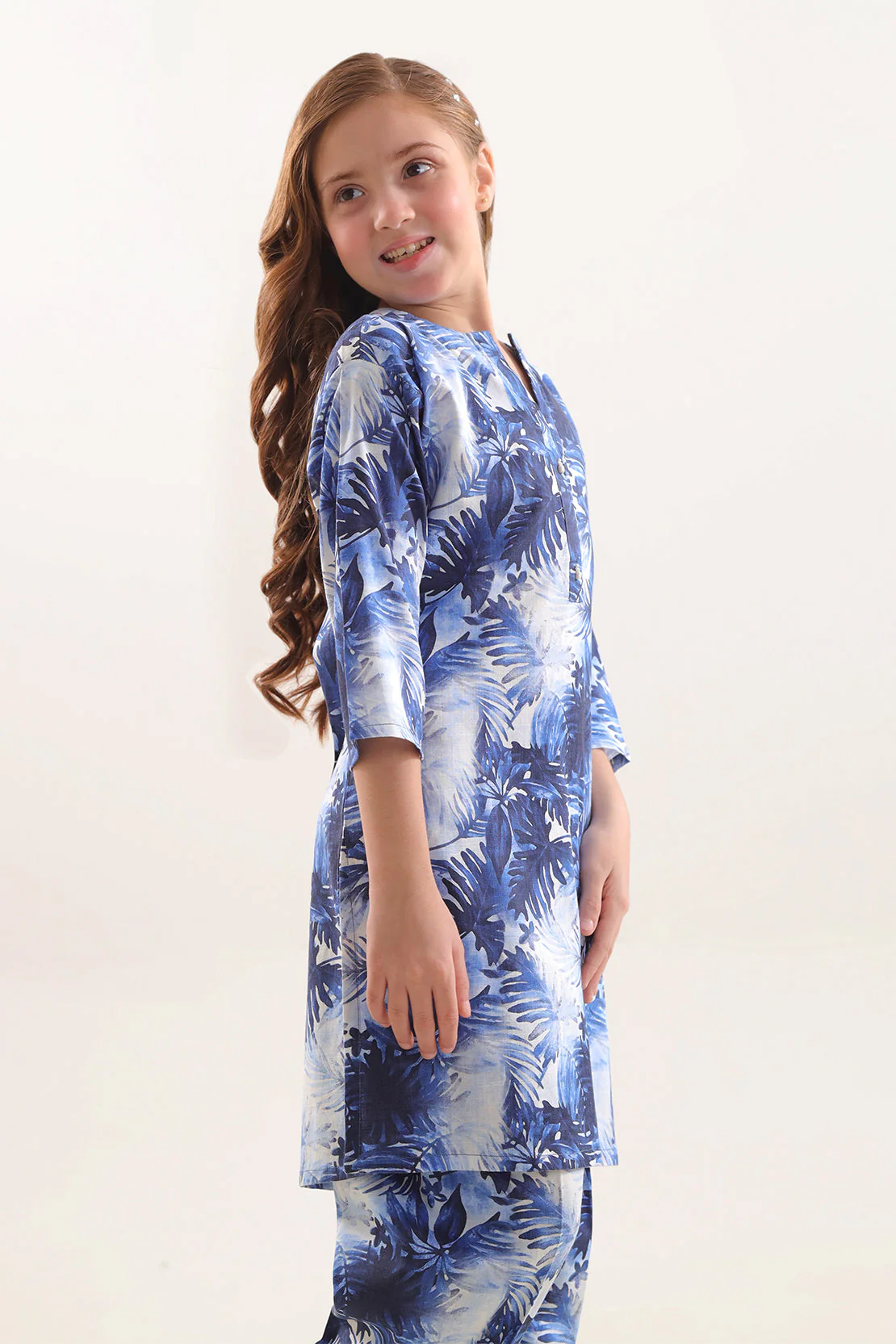 Printed Khaddar Stitched Shirt/Trouser For Kids - Image 2