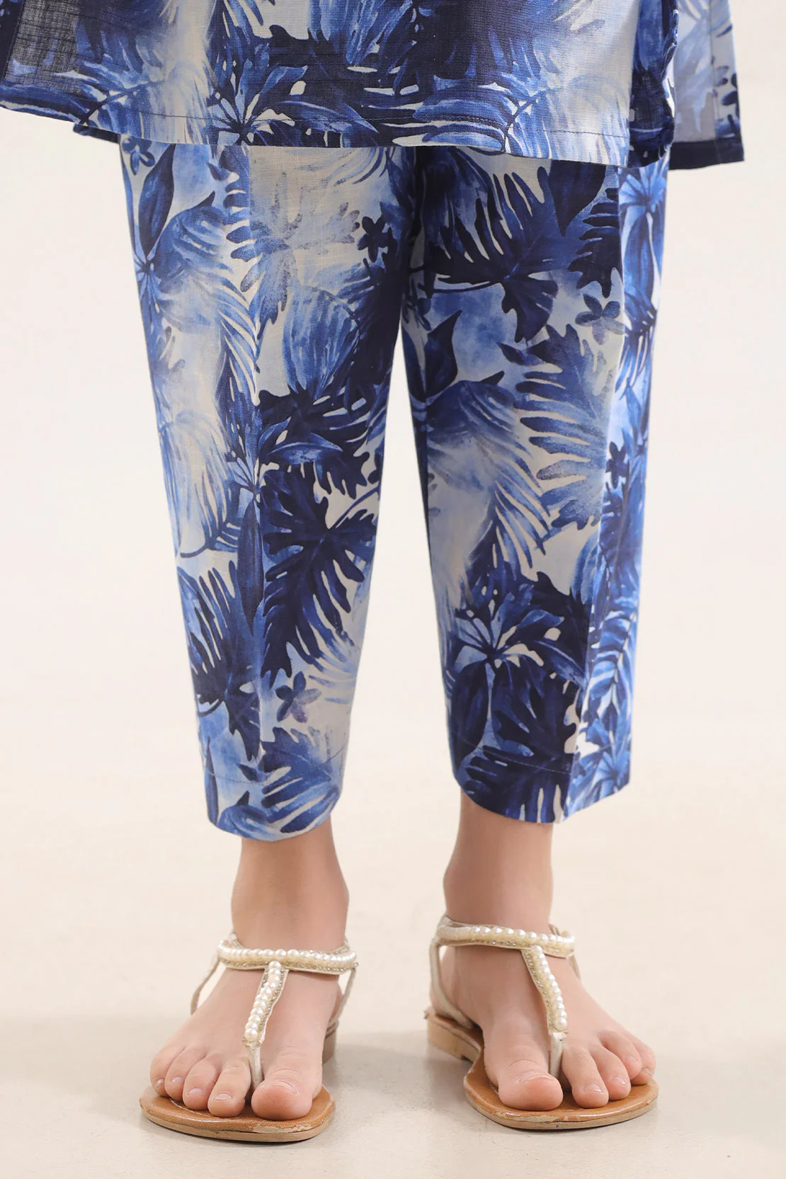 Printed Khaddar Stitched Shirt/Trouser For Kids - Image 5