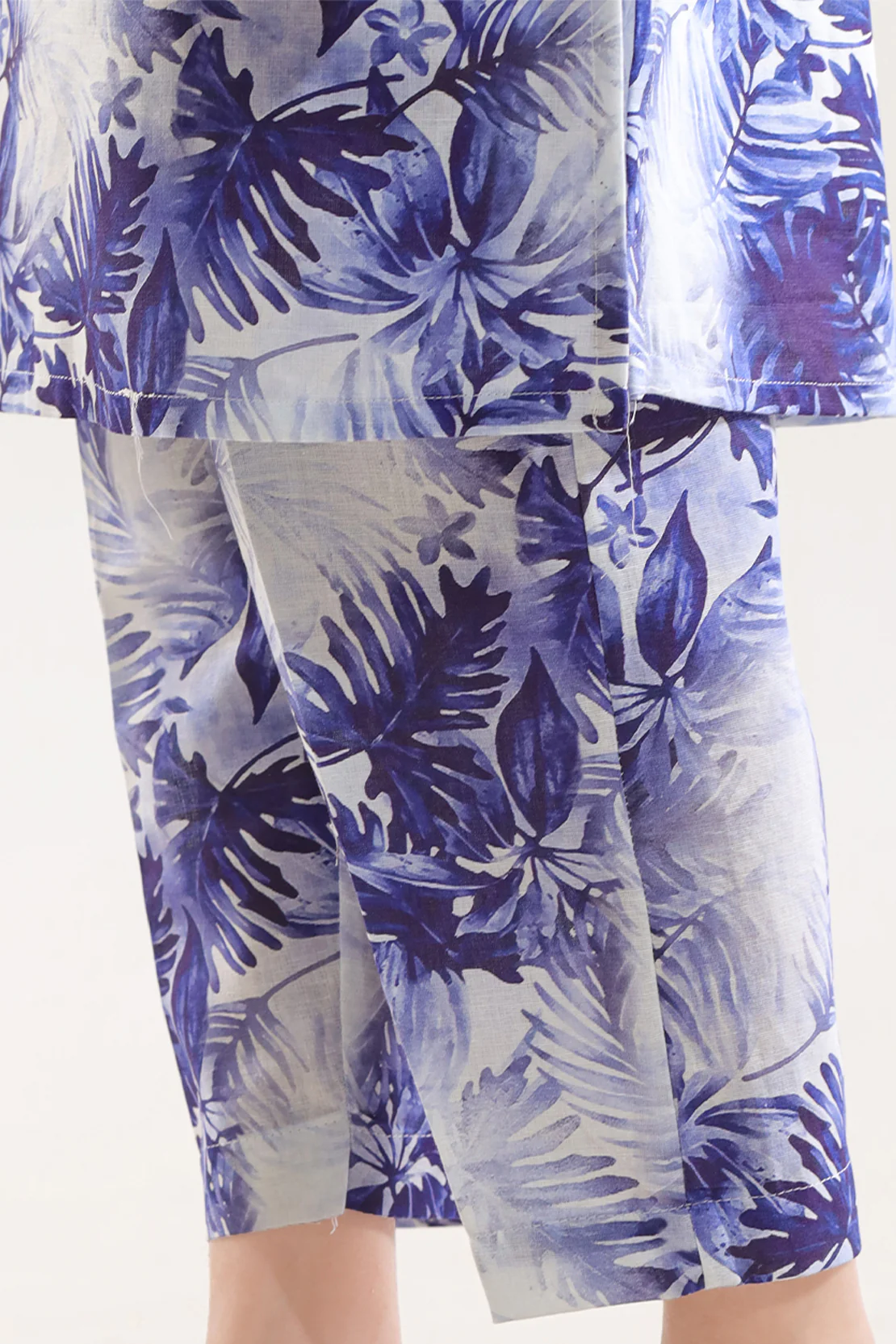 Printed Khaddar Stitched Shirt/trouser For Kids - Image 6