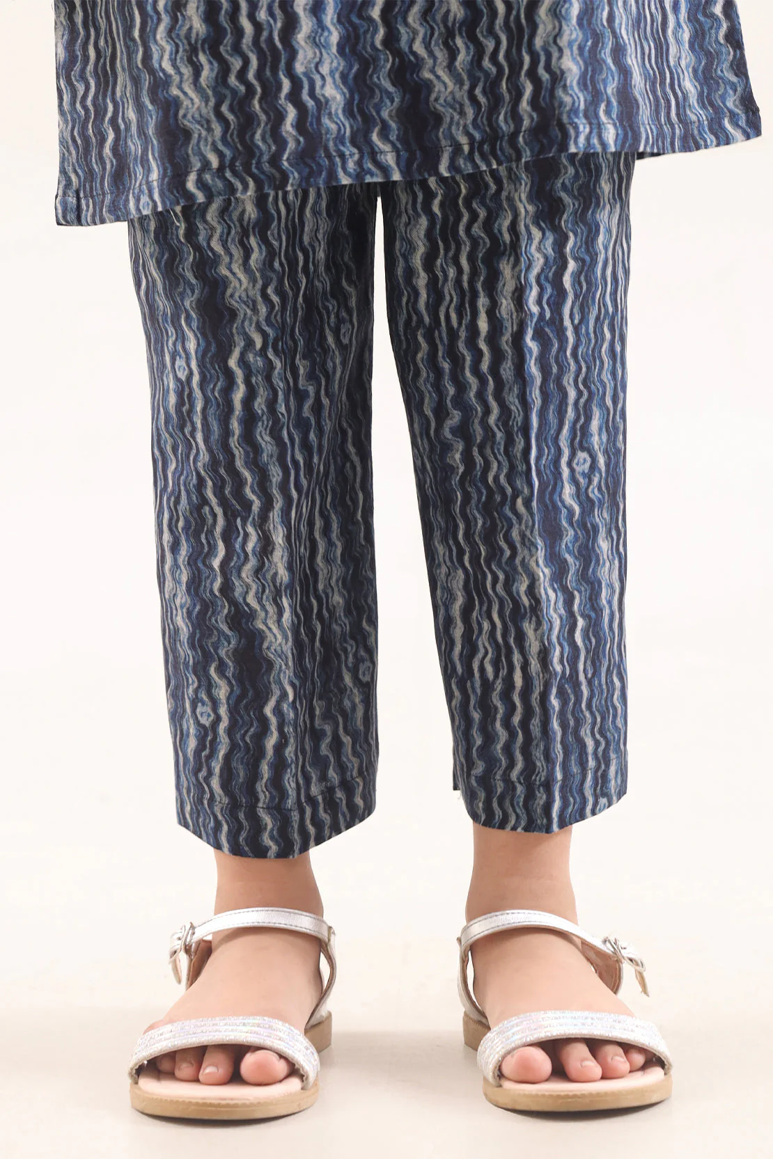 Printed Khaddar Stitched Shirt/Trouser For Kids - Image 5