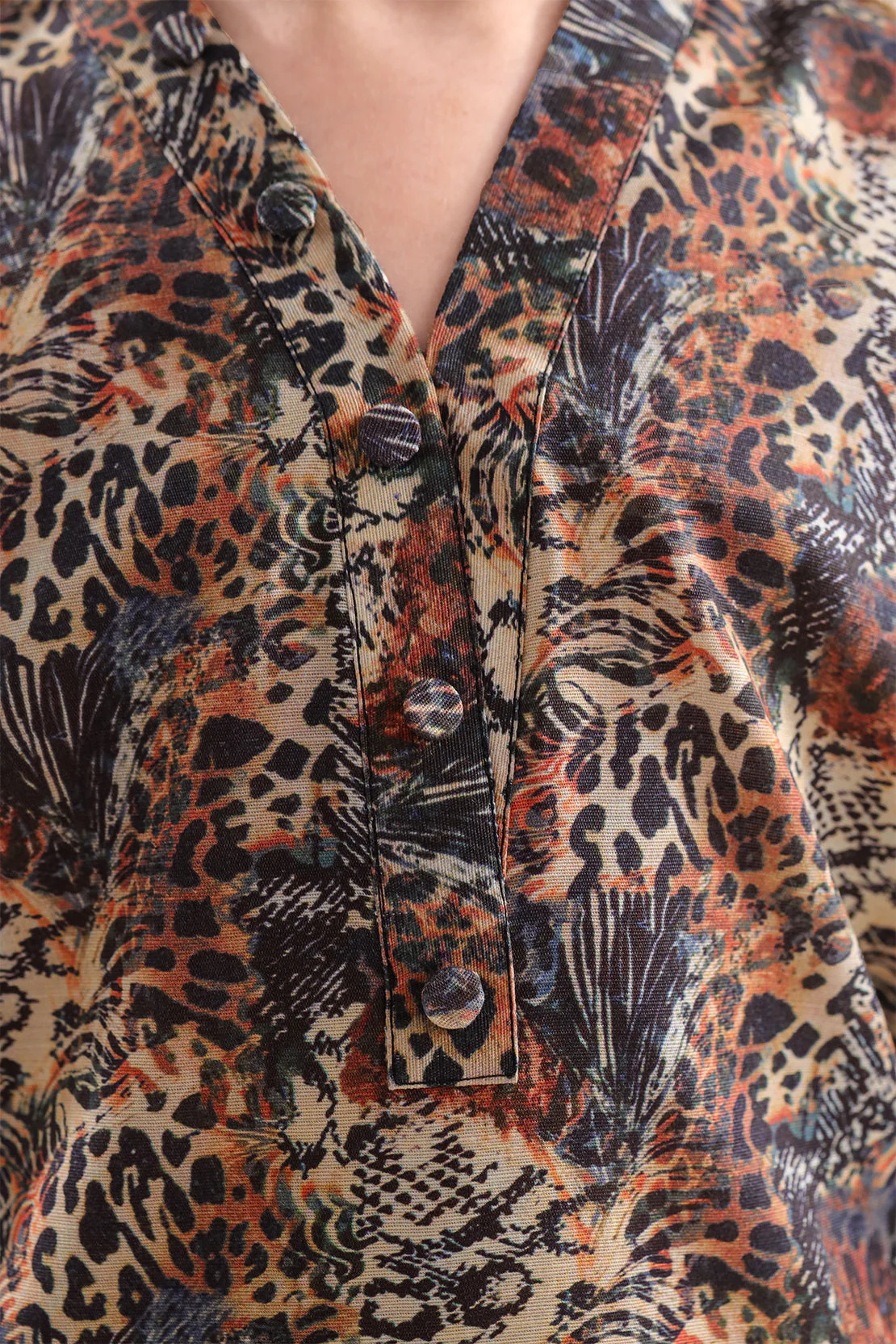 Printed Khaddar Stitched Shirt/Trouser For Kids - Image 3