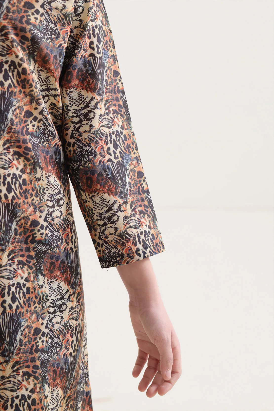 Printed Khaddar Stitched Shirt/Trouser For Kids - Image 4